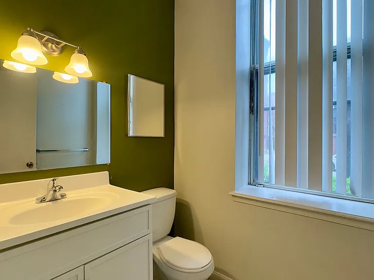 Apartment Units in Reservoir Hill, Baltimore, MD! — Photo 12
