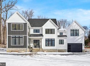 739 S Roberts Rd, Bryn Mawr, PA 19010