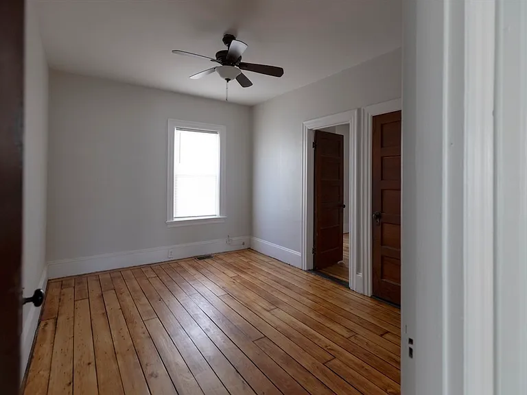 18 Meader St #1 — Photo 16