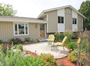 1317 Mukwonago Dr, Mukwonago, WI 53149