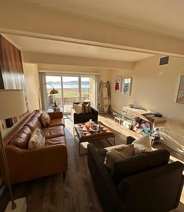 3rd image of 107 Riverview Ave APT 123B