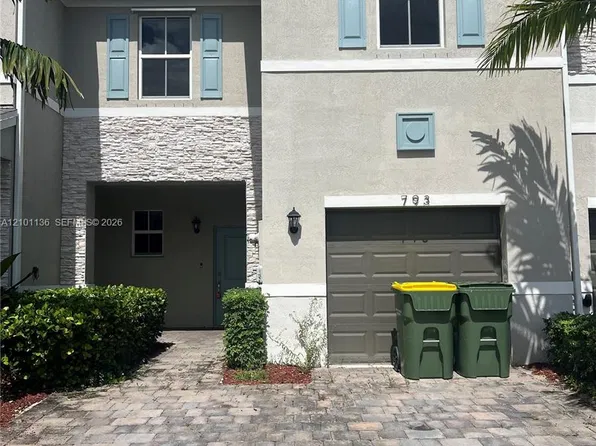 793 SE 19th St, Homestead, FL 33034