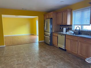 14 John St, South Hackensack, NJ 07606