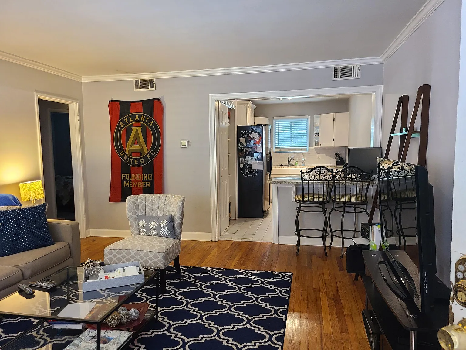 2 bed, 860 sqft, $2,000 — Photo 4