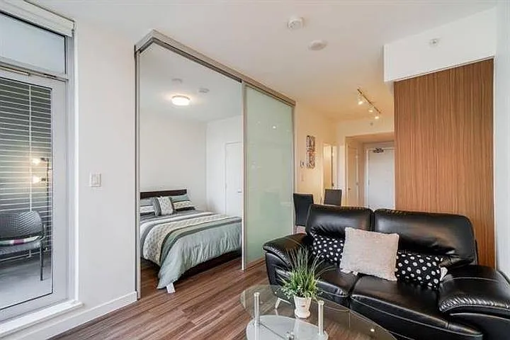 1661 Quebec St #5XX — Photo 7