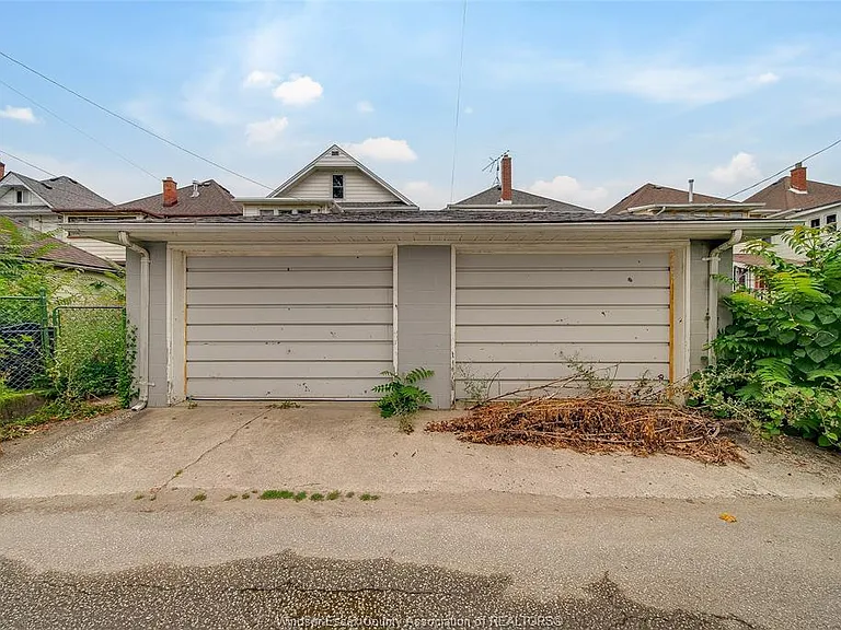 1333 Windermere Rd — Photo 11