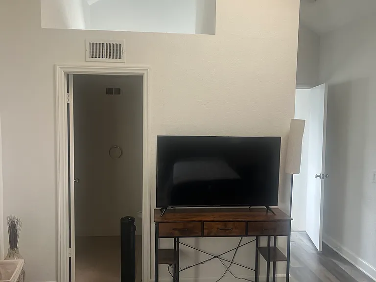 5 Rainwood — Photo 2