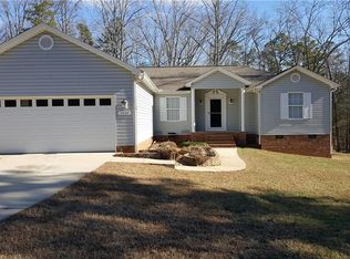 3026 Hoover Hill Rd, Trinity, NC 27370