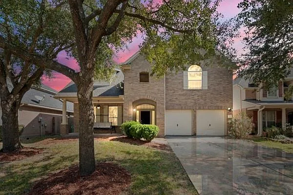 15818 Mossy Shores Ct — Photo 1