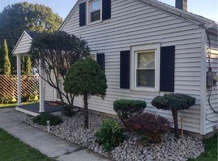 12 Ferro Ave, New Hartford, NY 13413
