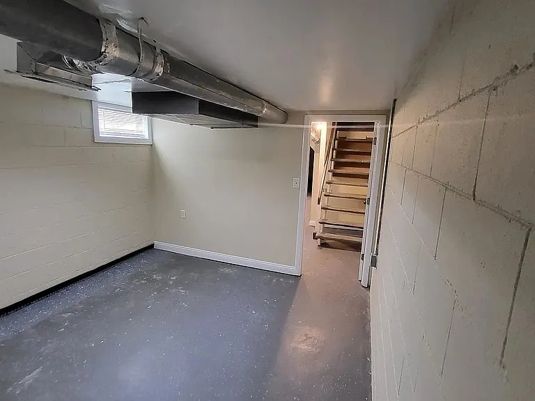 228 N Tacoma Ave — Photo 13