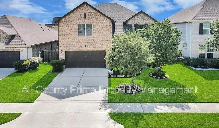 2707 Brighton Willow Way — Photo 1