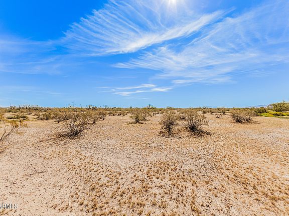 4th image of 22102 W Quail Run Road #0