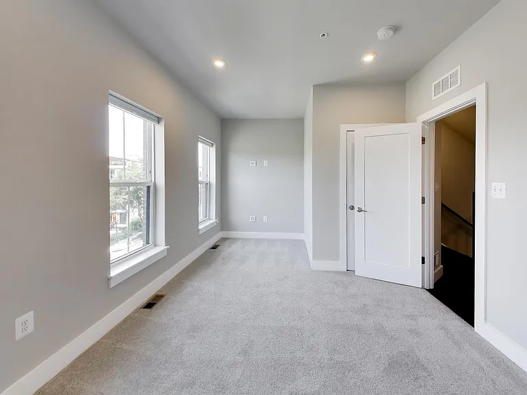 7213 Georgia Ave NW #10-C — Photo 17