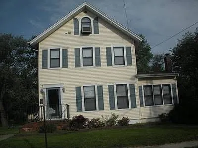 407 Matawan Ave photo 1