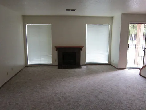 1228 E Fairmont Ave APT I photo 1