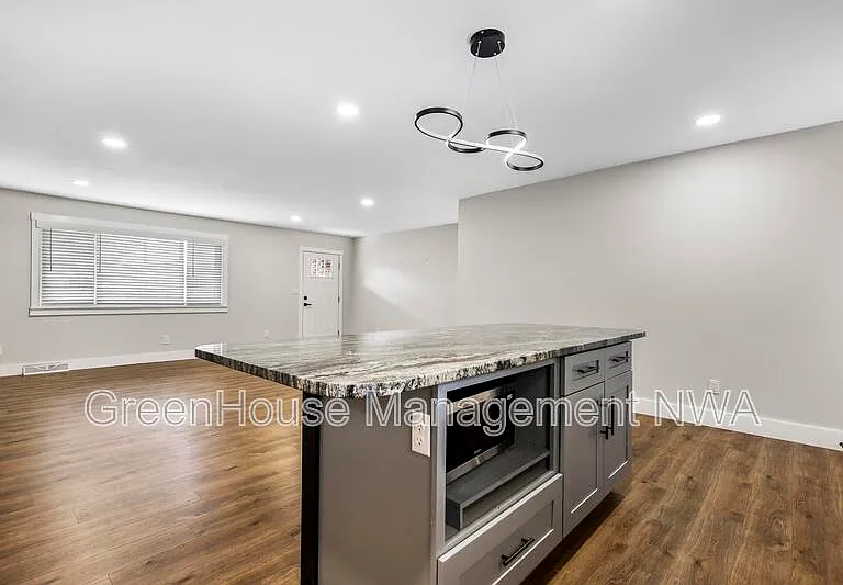 808 NW 11th St #808NW11TH — Photo 11