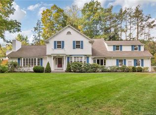 11 Old Brook Rd, West Hartford, CT 06117