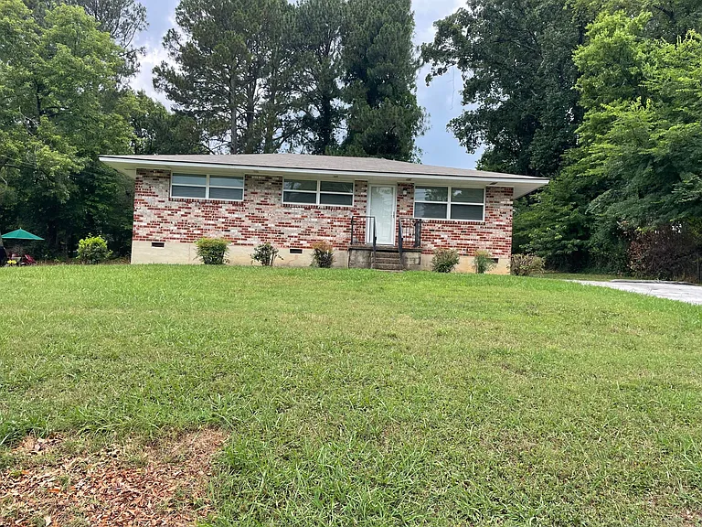 4638 Fall Creek Rd — Photo 4