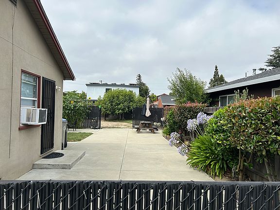 Driveway between gates