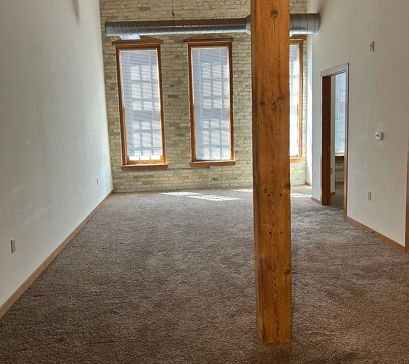 Belle Harbor offers one, two, and three bedroom lofts