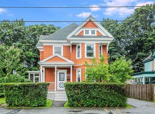 100 Exeter St, Lawrence, MA 01843