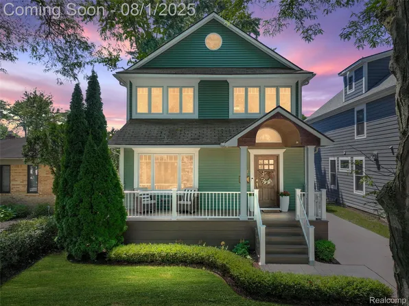 1028 Chapin Ave, Birmingham, MI 48009