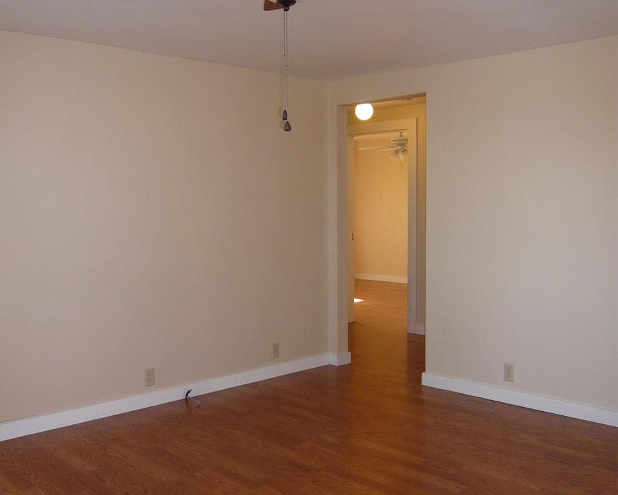 1st image of 5595 Road 4 NE