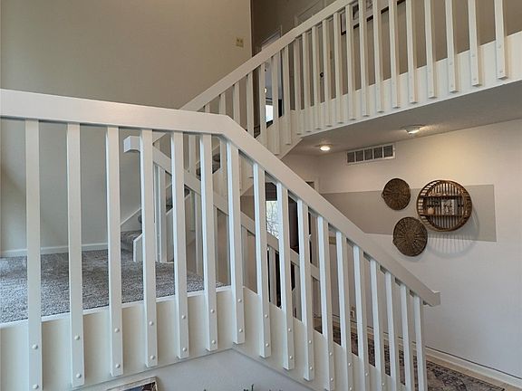 4th image of 4015 Mathews Rd