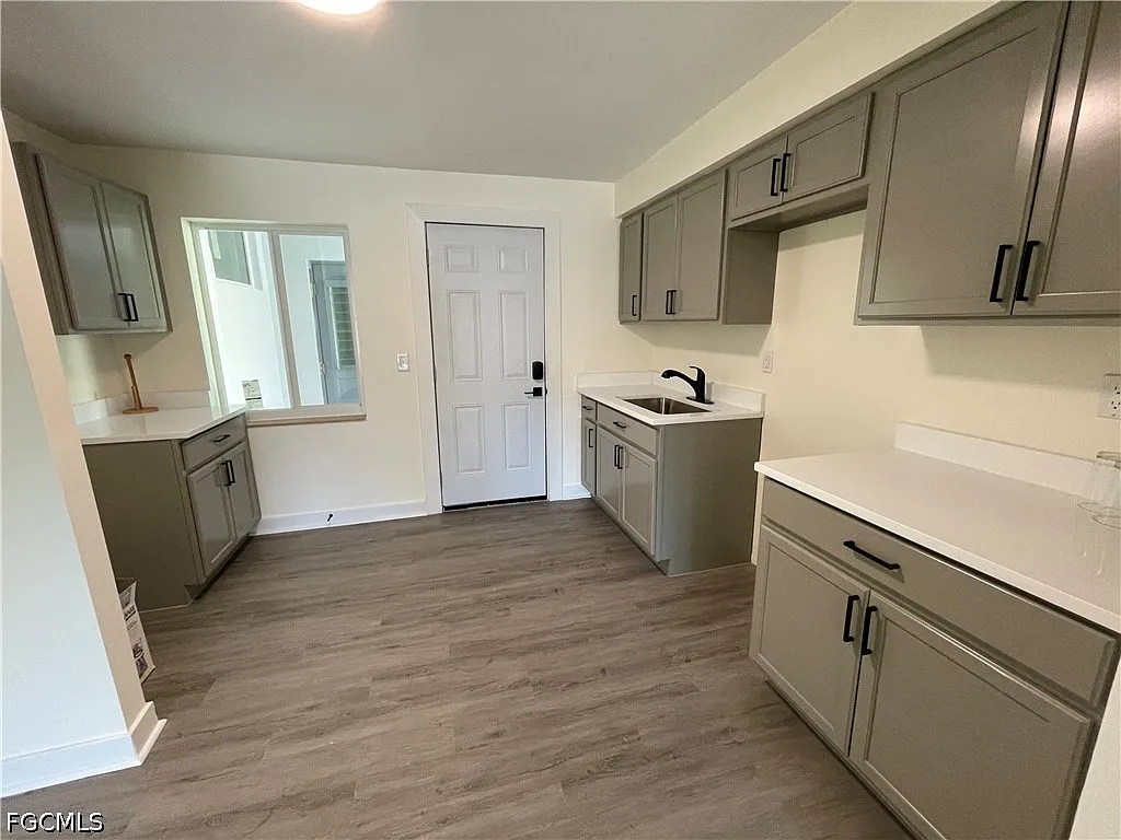 1 bed, 1.0 bath, 750 sqft, $1,575 — Photo 4