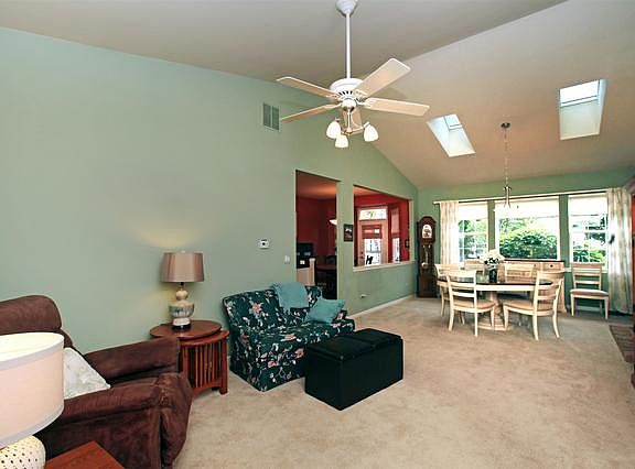3rd image of 130 Enfield Ln