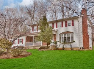 86 Branchville Rd, Valley Cottage, NY 10989