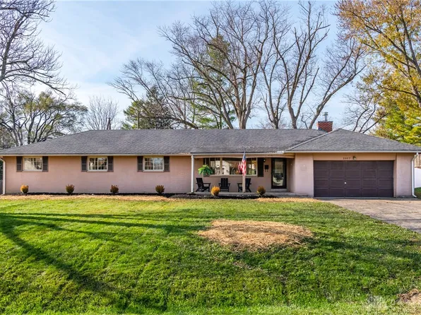 2087 Bonnie Dale Dr, Bellbrook, OH 45305