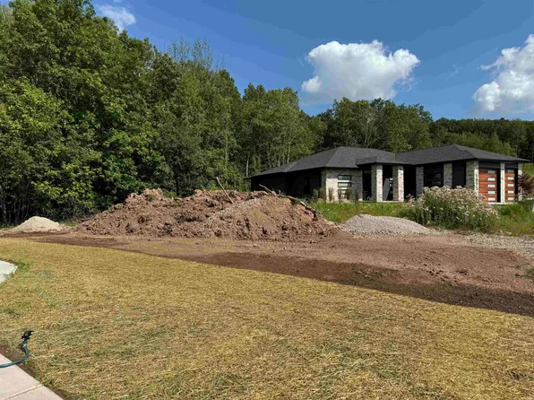 1881 Bobby Jones Dr #20, De Pere, WI 54115