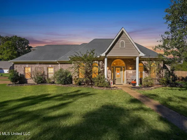 1357 Bending Oak, Hernando, MS 38632