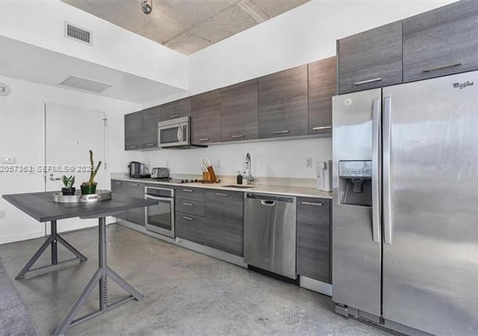 151 SE 1st St cu-2102, Miami, FL 33131 — Photo 1