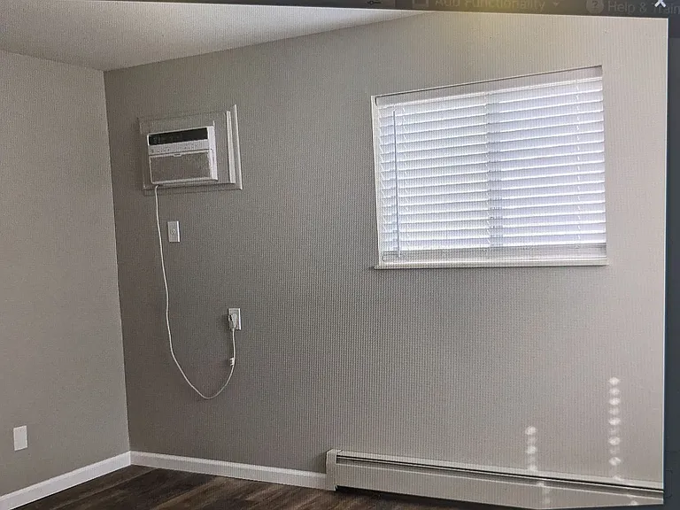 1121 Poplar St — Photo 15