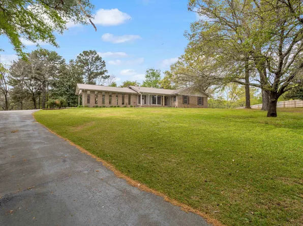 190 Forest Dr, Warrior, AL 35180