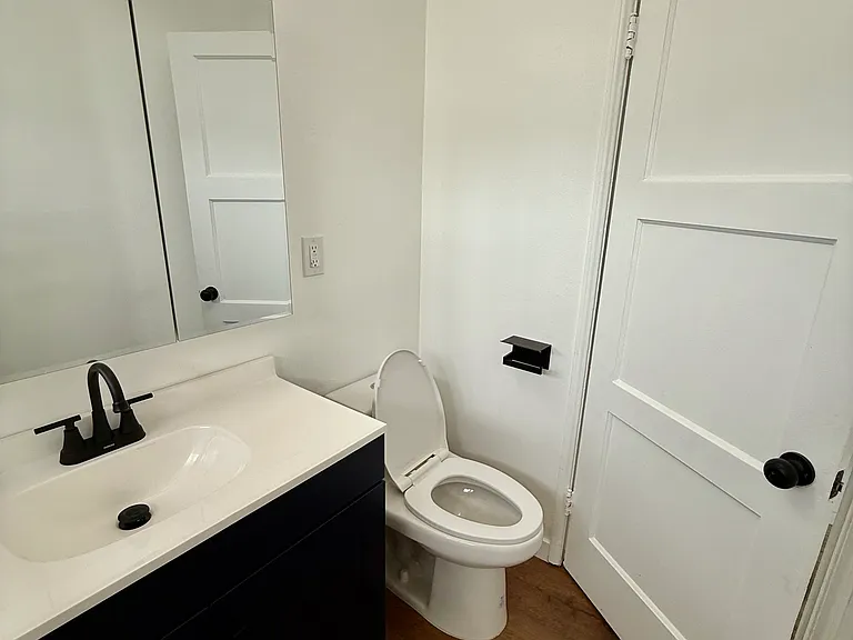 217 S Hazel St #A — Photo 12