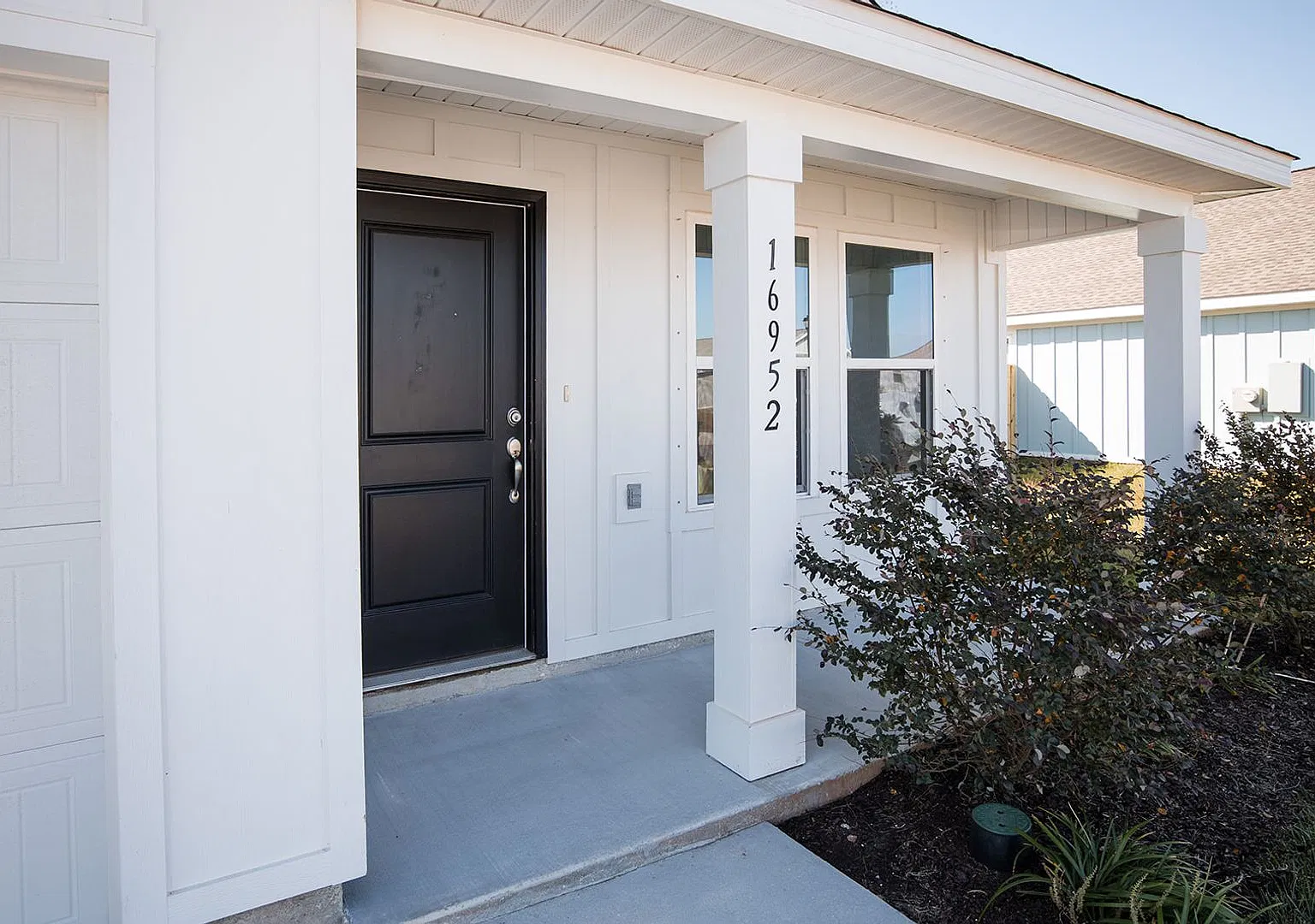 Beautiful Newer Construction Home for Rent in Loxley — Photo 3
