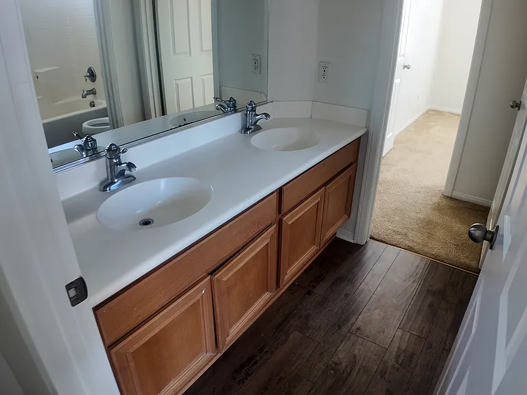 1328 Landmark Ln — Photo 29