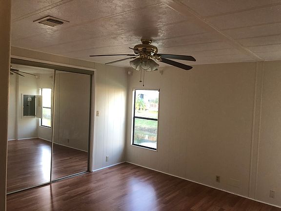 5th image of 8047 Palm Harbor Way