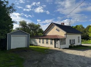 452 Mill Village Rd, Craftsbury Common, VT 05827