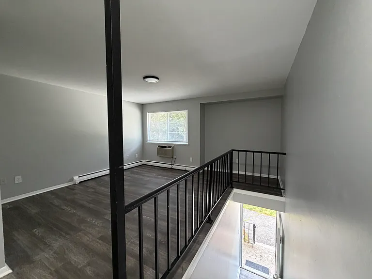 258 Eastern Ave #7A — Photo 1