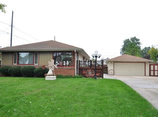 2606 W Mangold Ave, Milwaukee, WI 53221