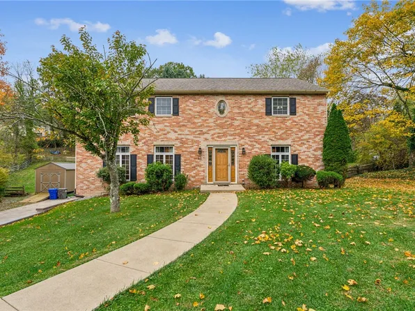 611 Greenspring Dr, Gibsonia, PA 15044