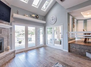 511 Villa Point Dr, Tool, TX 75143