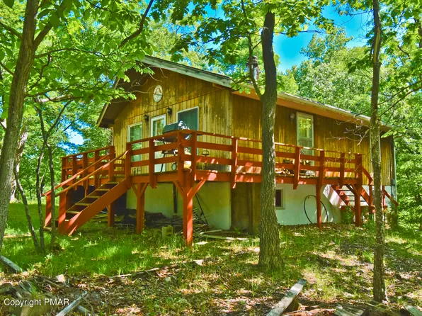 1186 Park Dr, East Stroudsburg, PA 18302