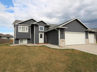 210 S James Ave, Tea, SD 57064