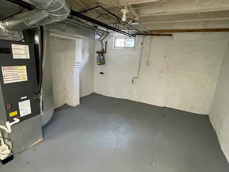 1819 E Lombard St — Photo 24